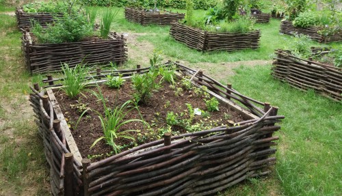 Jardins clos médiévaux...